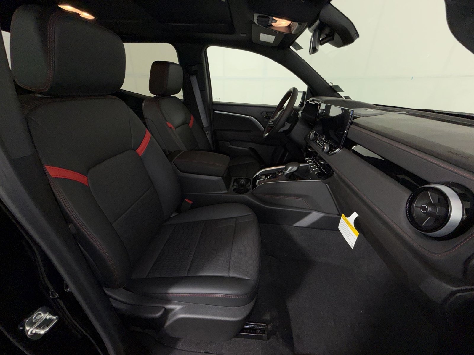 New 2026 Chevrolet Colorado Z71 w/ Technology Package AWD/4WD image 28