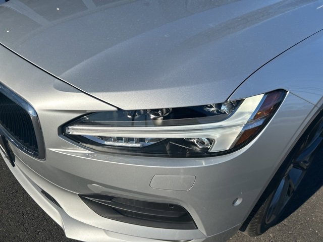 Used 2018 Volvo S90 T5 Momentum w/ Convenience Package image 8