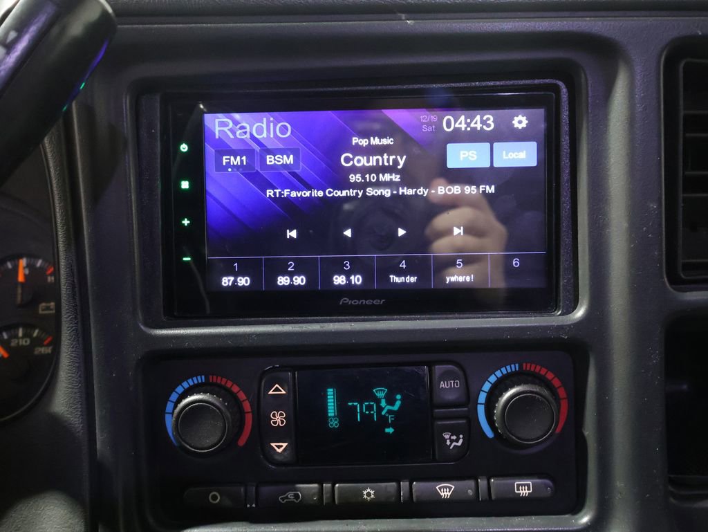 Used 2006 GMC Sierra 1500 SLT w/ Light Duty Power Package image 24