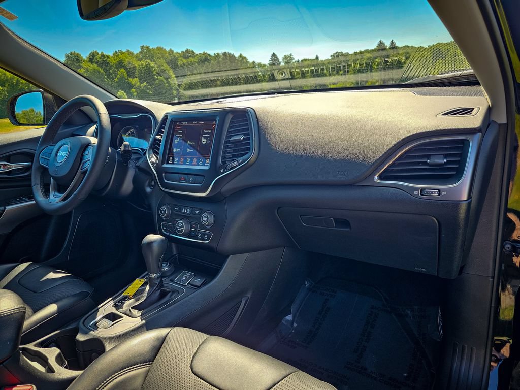Certified 2022 Jeep Cherokee Latitude Lux AWD/4WD image 41