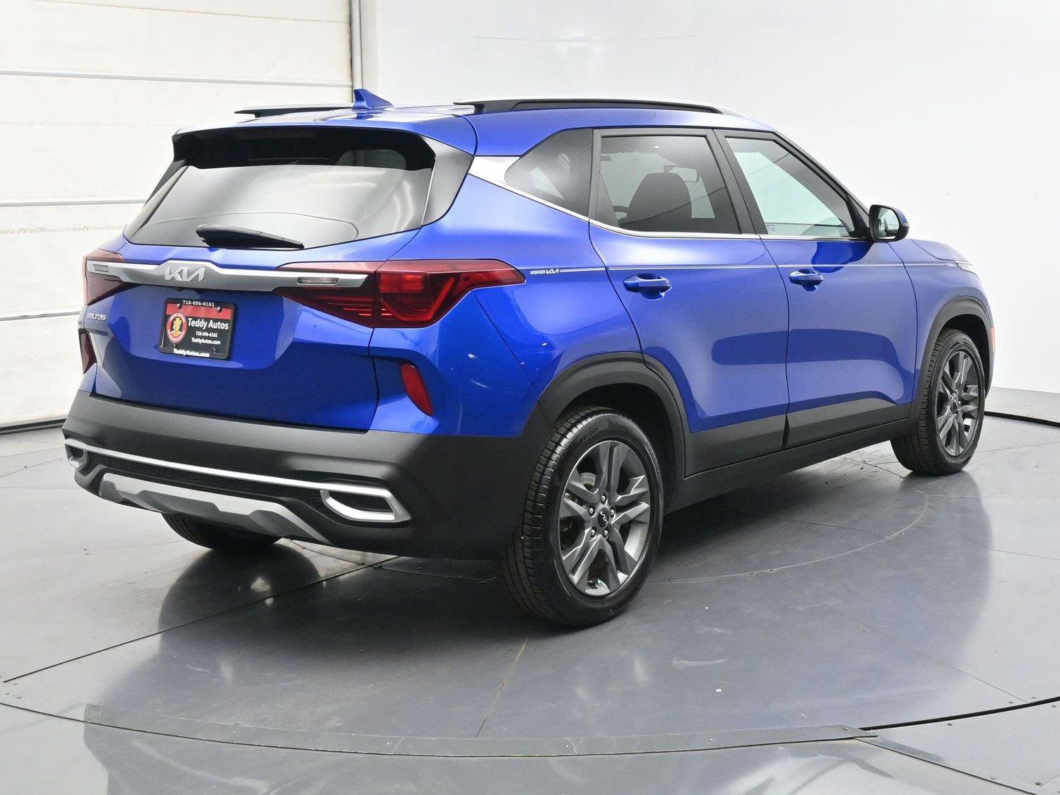 Used 2023 Kia Seltos S FWD image 25
