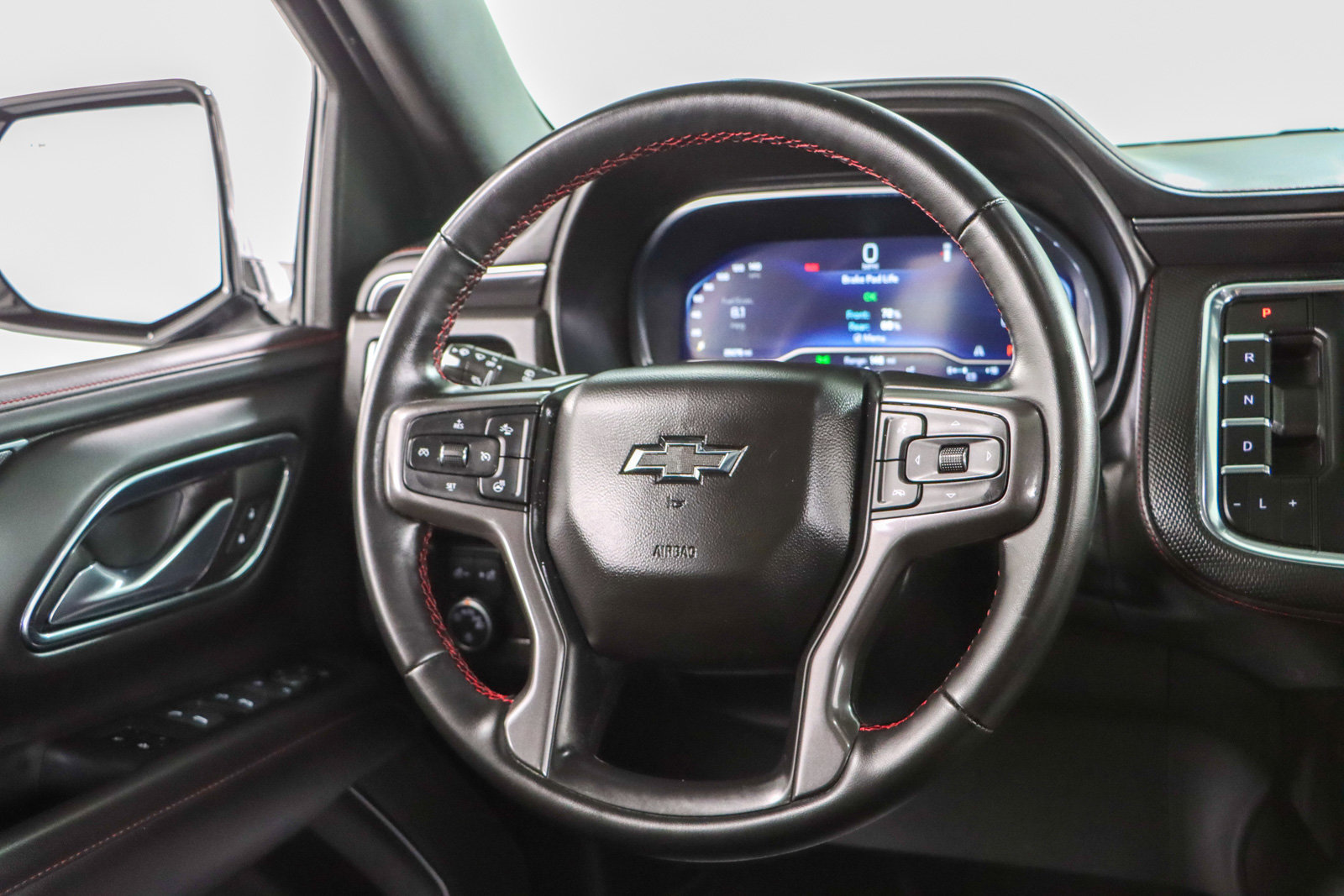 Used 2024 Chevrolet Tahoe RST w/ Luxury Package RWD image 13