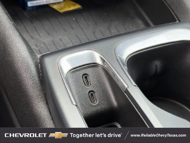 Used 2025 Chevrolet Equinox EV LT w/ Comfort Package FWD image 19
