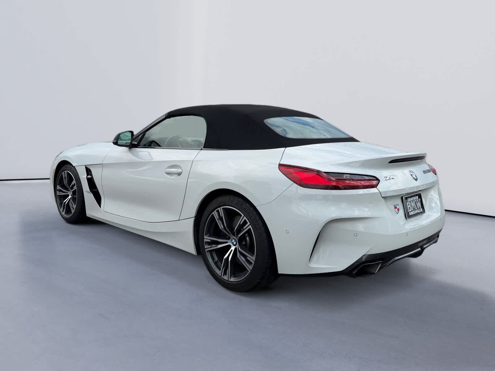 Used 2026 BMW Z4 M40i RWD image 5