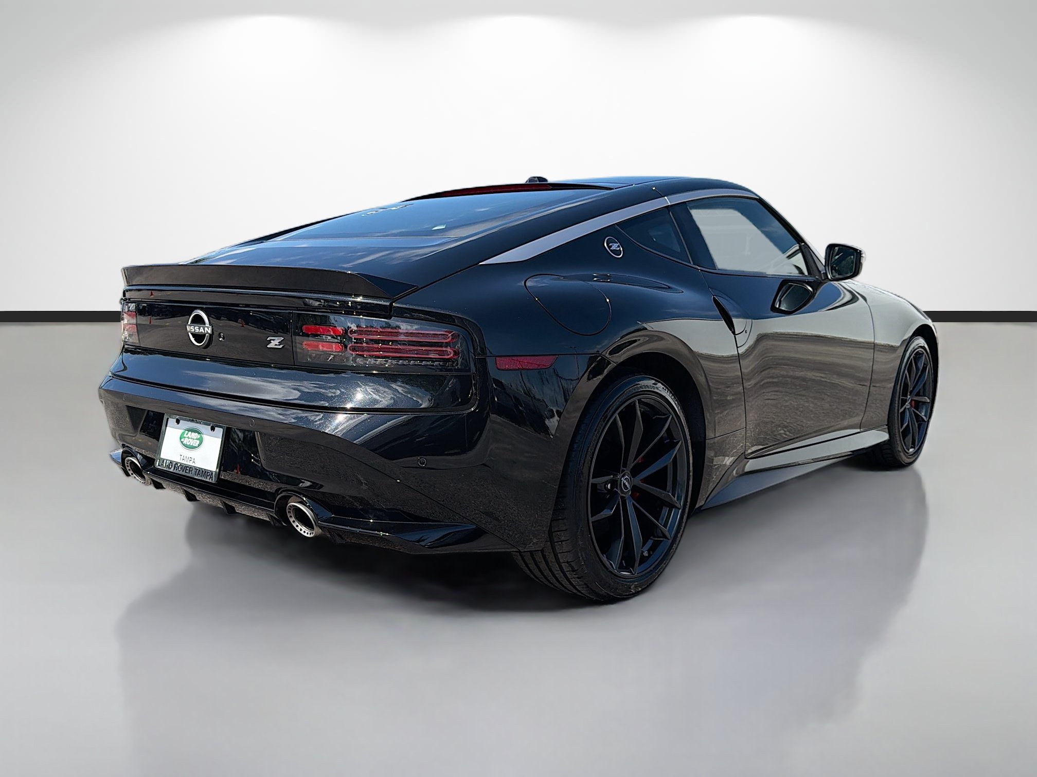 Used 2024 Nissan Z Performance w/ Floor Mat Package RWD image 5