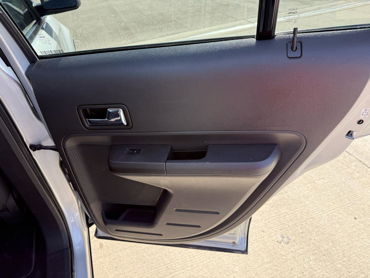 Used 2010 Ford Edge SEL image 22