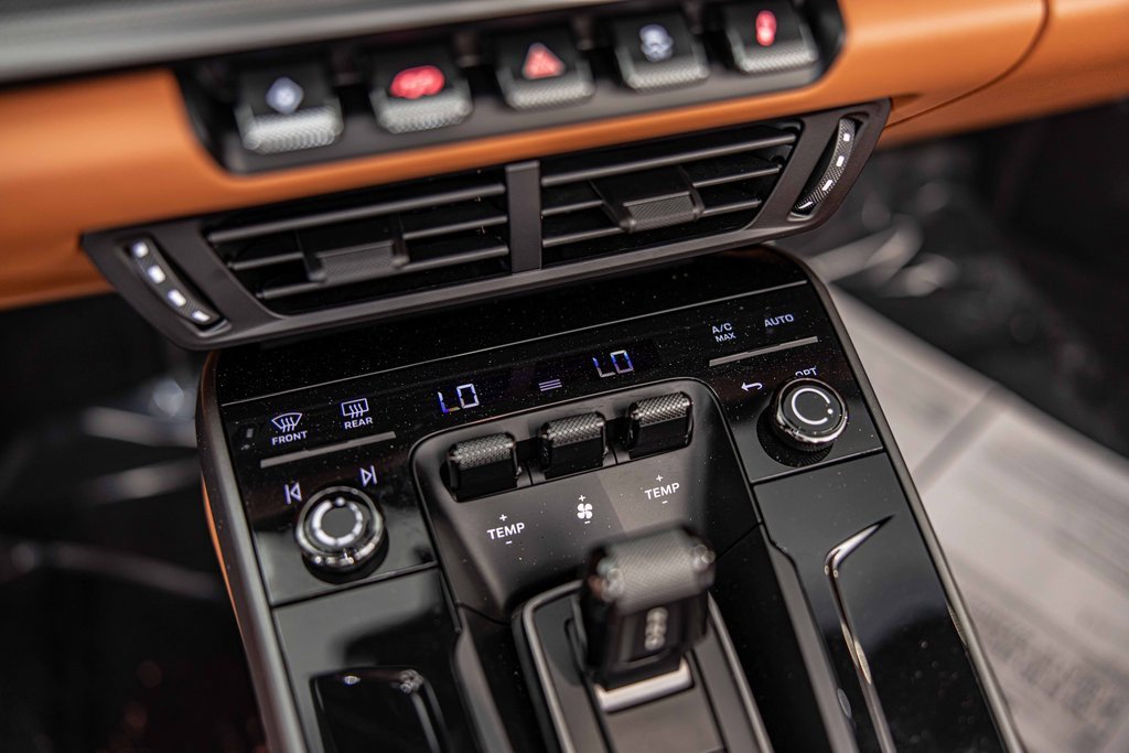 Used 2025 Porsche 911 Carrera image 29