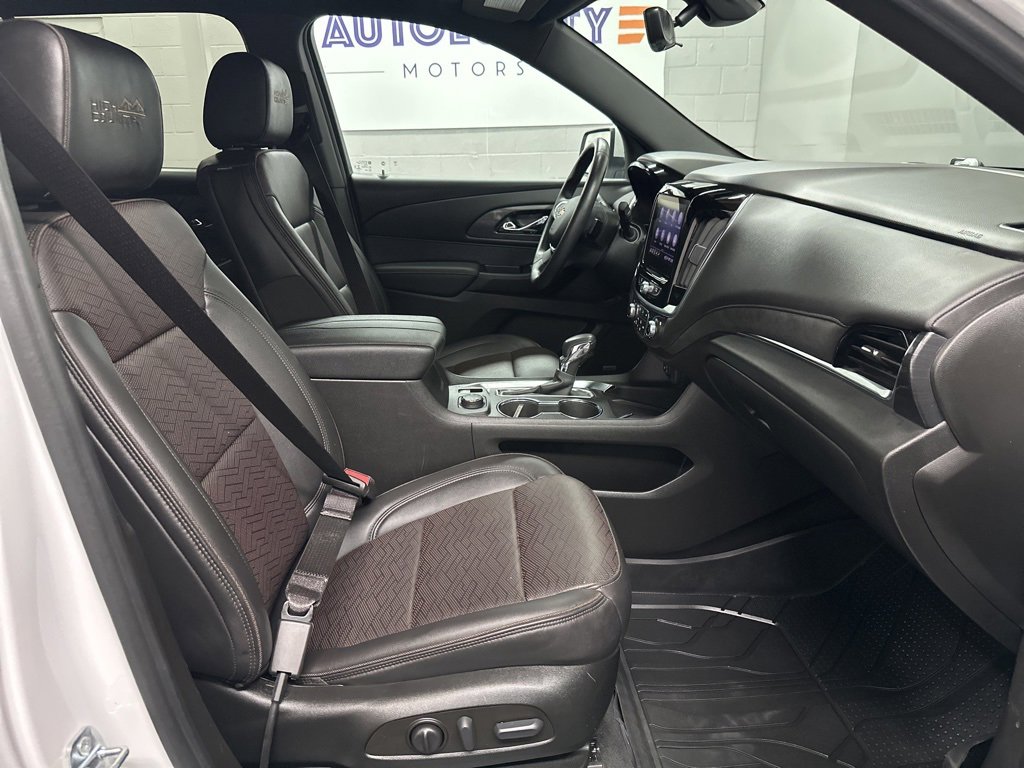 Used 2022 Chevrolet Traverse High Country image 19