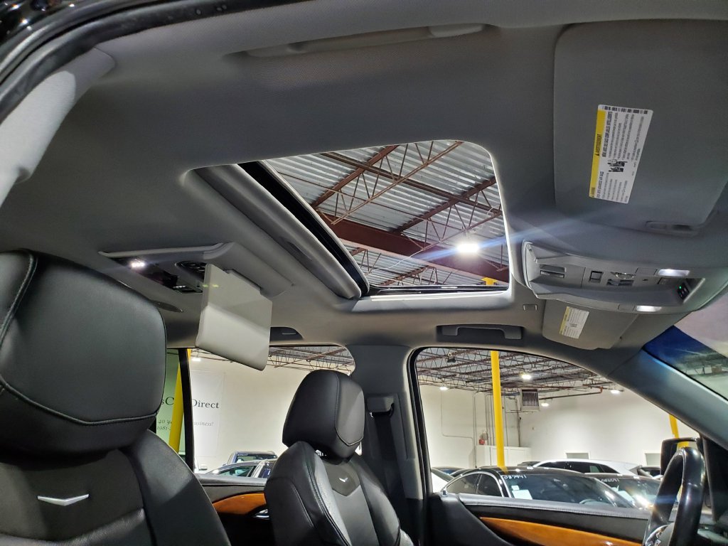 Used 2019 Cadillac Escalade ESV Luxury RWD image 15