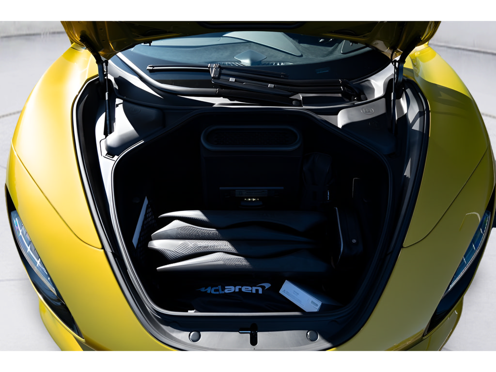 New 2026 McLaren 750S Spider RWD image 44