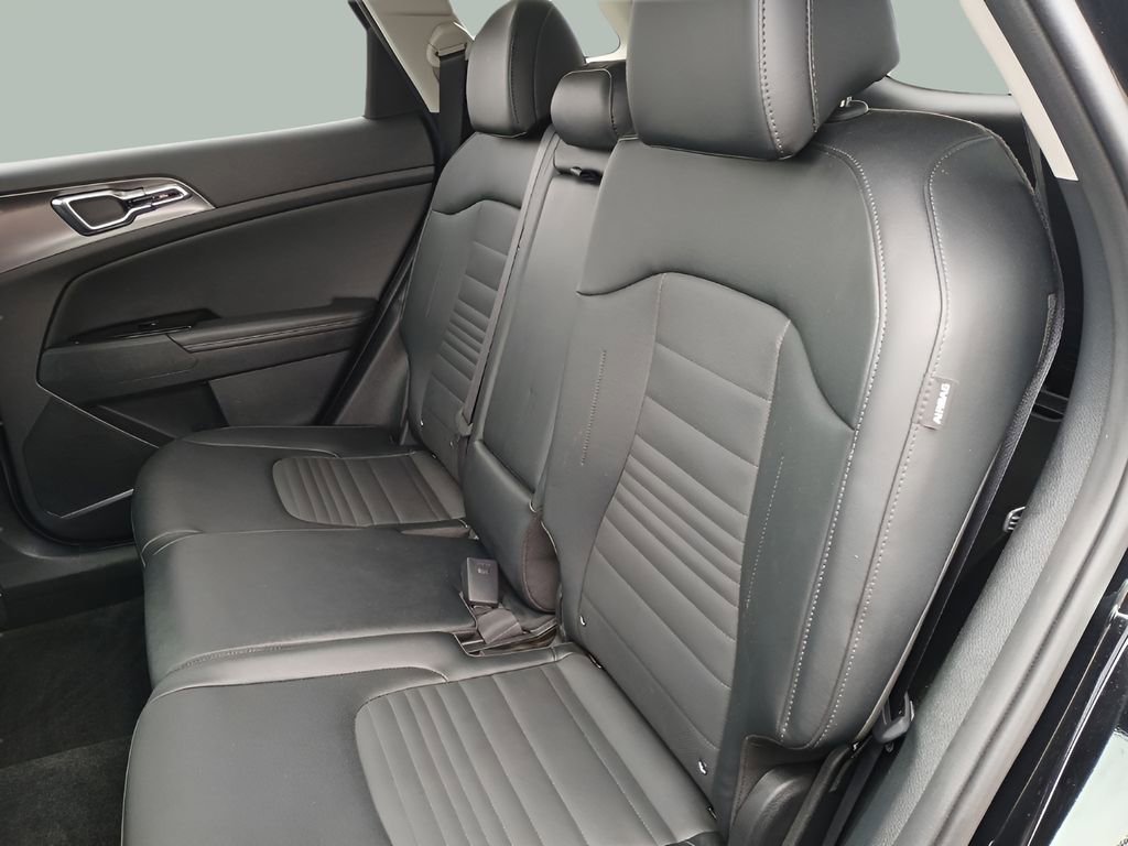 Used 2024 Kia Sportage SX image 27