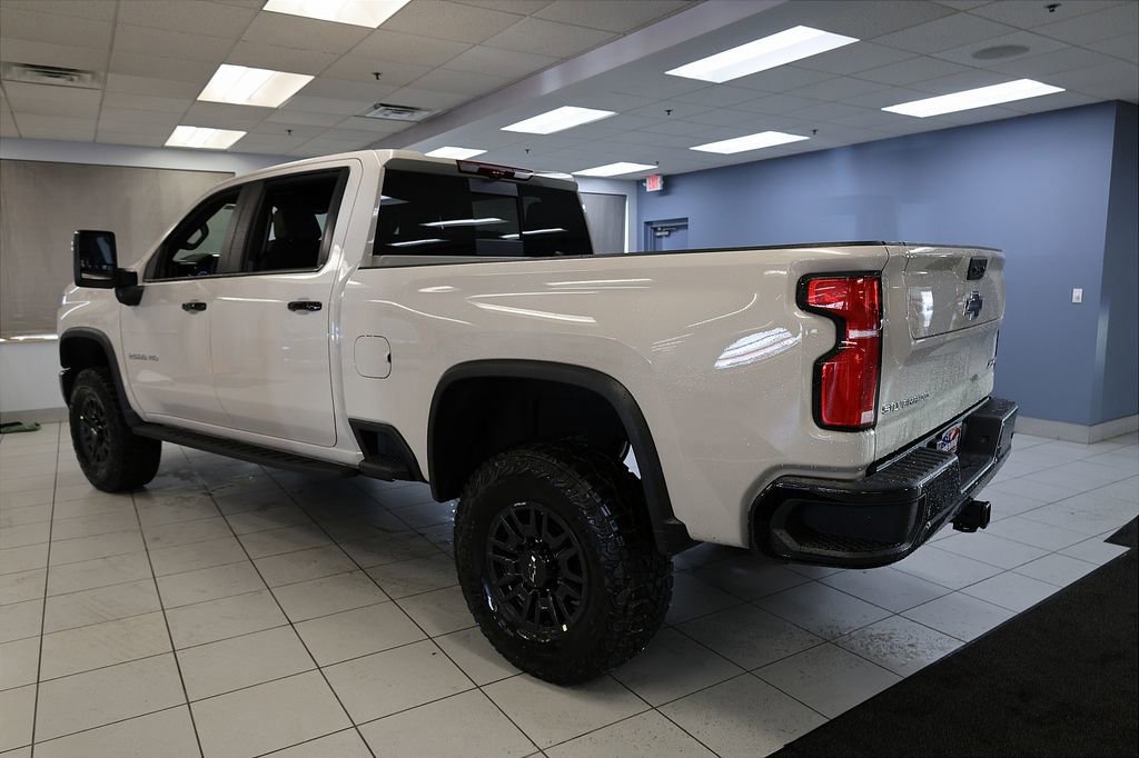 New 2026 Chevrolet Silverado 2500 ZR2 w/ Snow Plow Prep/Camper Package image 4