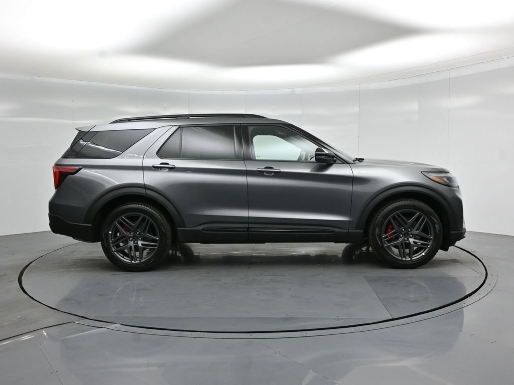 New 2026 Ford Explorer ST-Line w/ ST-Line Street Pack AWD/4WD image 28
