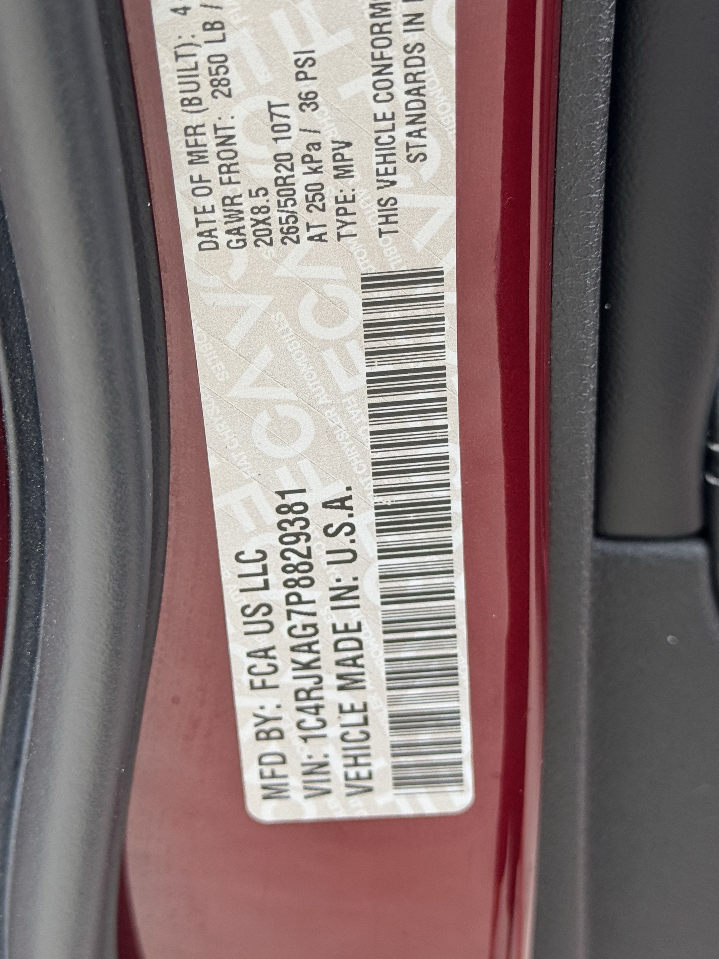 Used 2023 Jeep Grand Cherokee L Laredo AWD/4WD image 28