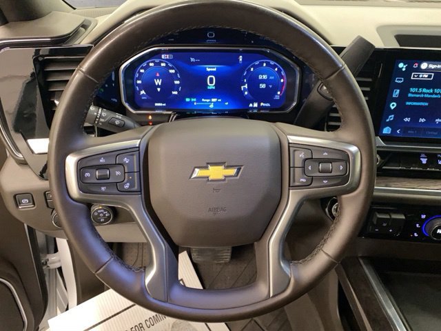 Used 2026 Chevrolet Silverado 3500 LTZ w/ LTZ Convenience Package AWD/4WD image 28