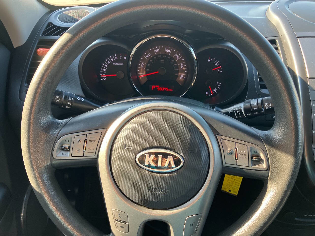 Used 2011 Kia Soul + FWD image 18