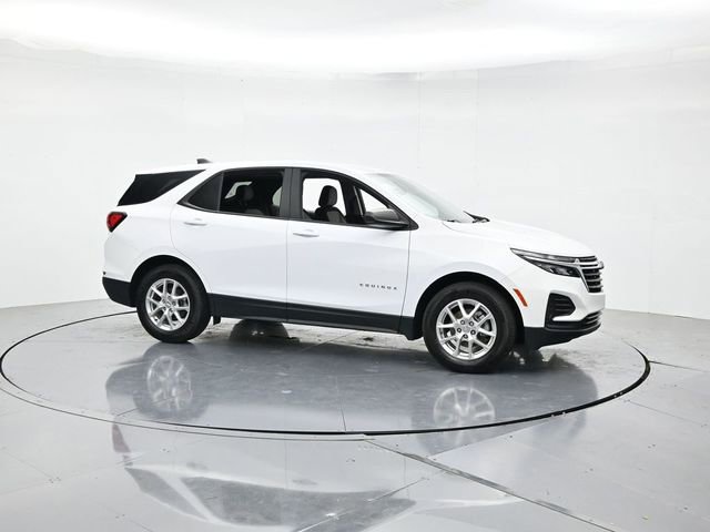 Used 2024 Chevrolet Equinox LS w/ LS Convenience Package FWD video 3