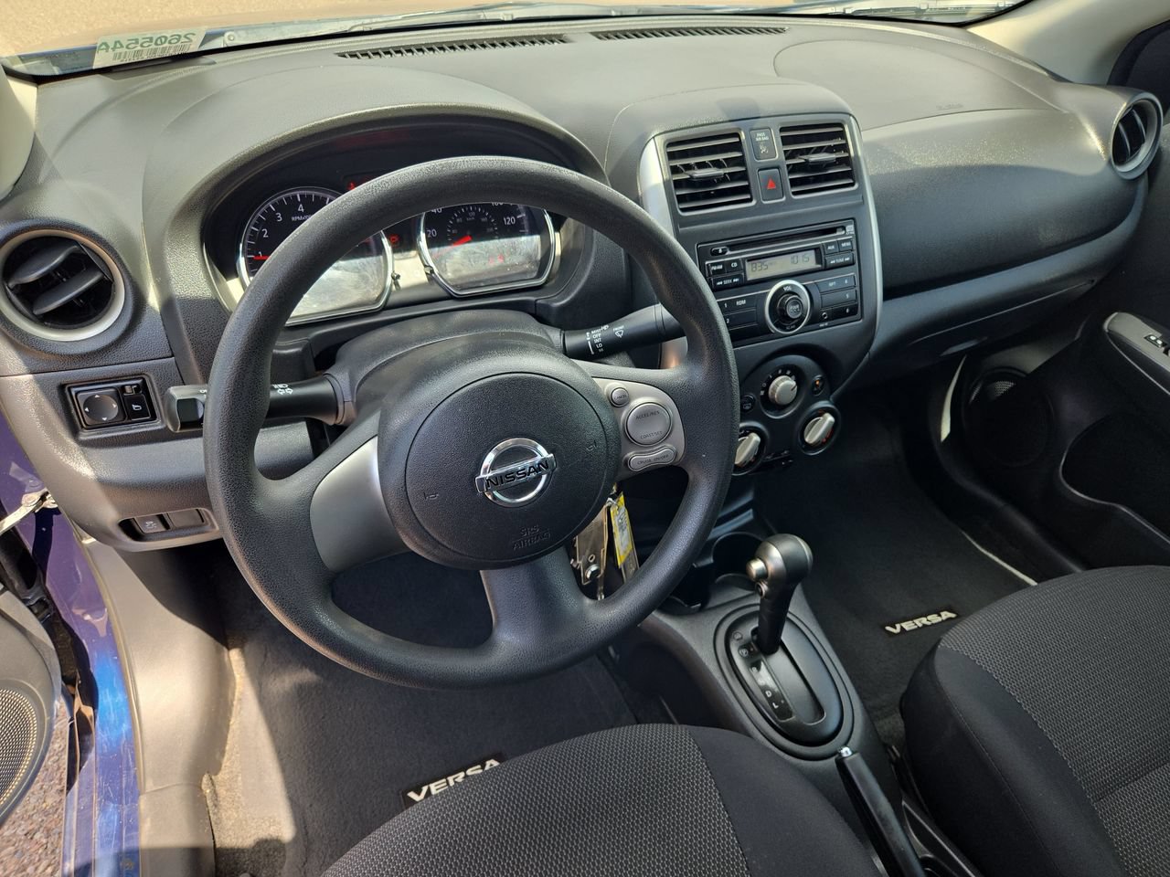 Used 2013 Nissan Versa SV FWD image 15