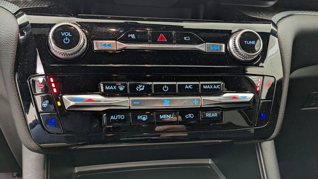Certified 2022 Ford Explorer ST image 29