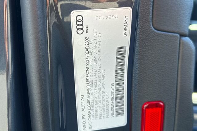 Used 2019 Audi A4 2.0T Premium FWD image 28