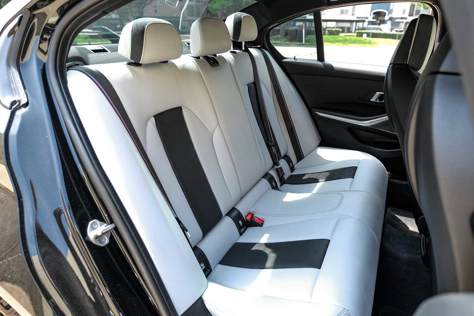 Used 2025 BMW M3 Competition AWD/4WD image 33