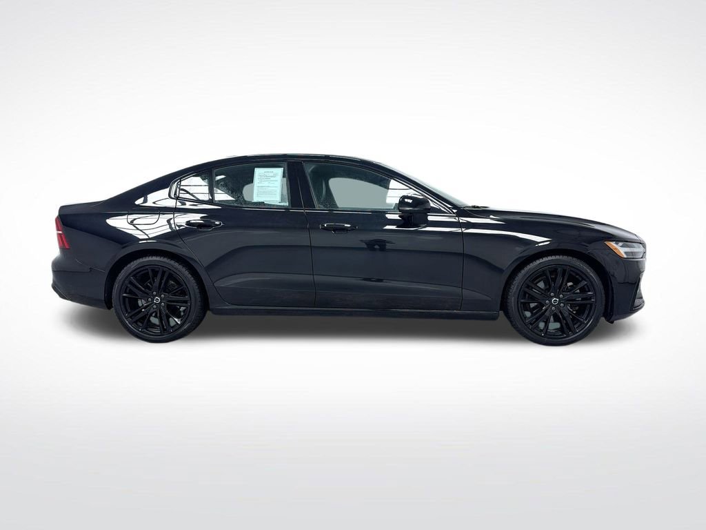 Used 2023 Volvo S60 B5 Plus w/ Climate Package image 2