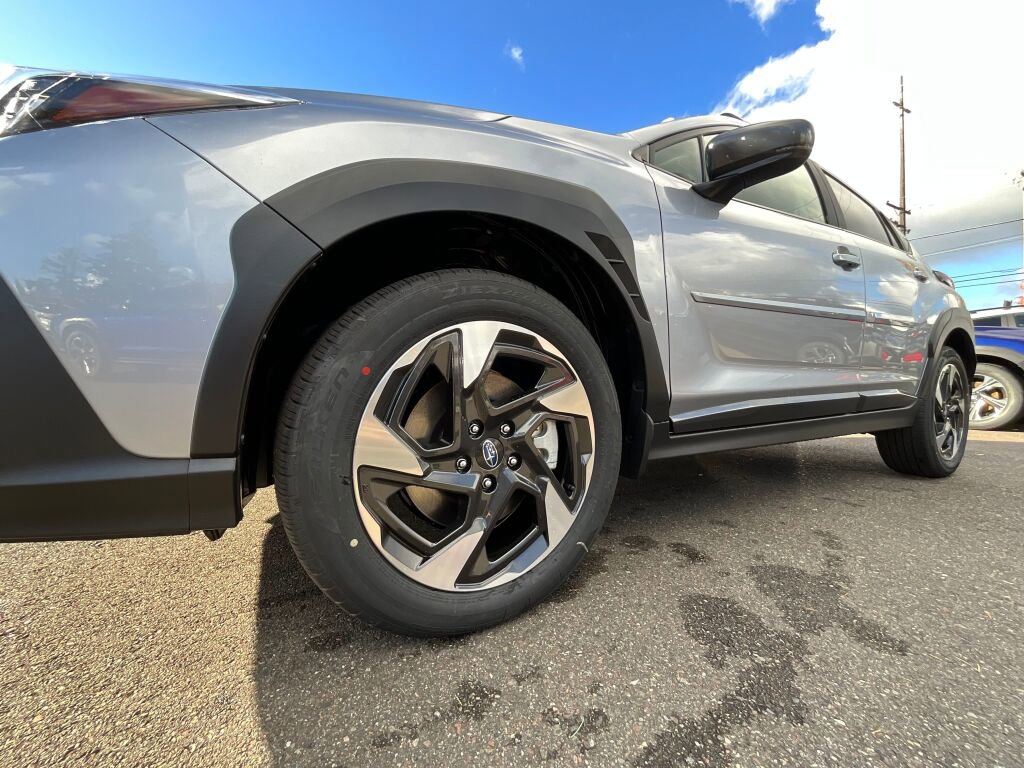 New 2026 Subaru Crosstrek 2.5i Limited w/ Crosstrek Mirror Package image 10