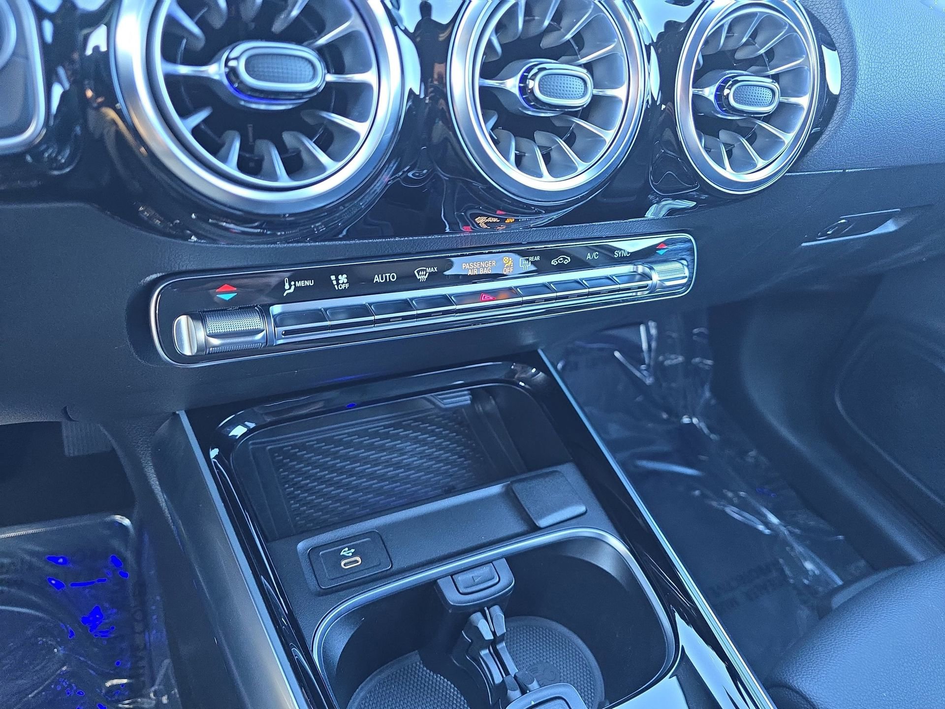 Certified 2025 Mercedes-Benz GLA 250 GLA 250 image 24