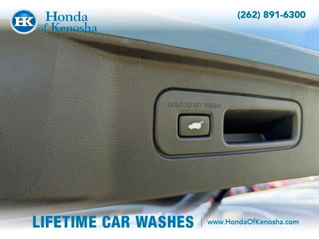 Used 2024 Honda Pilot TrailSport image 13