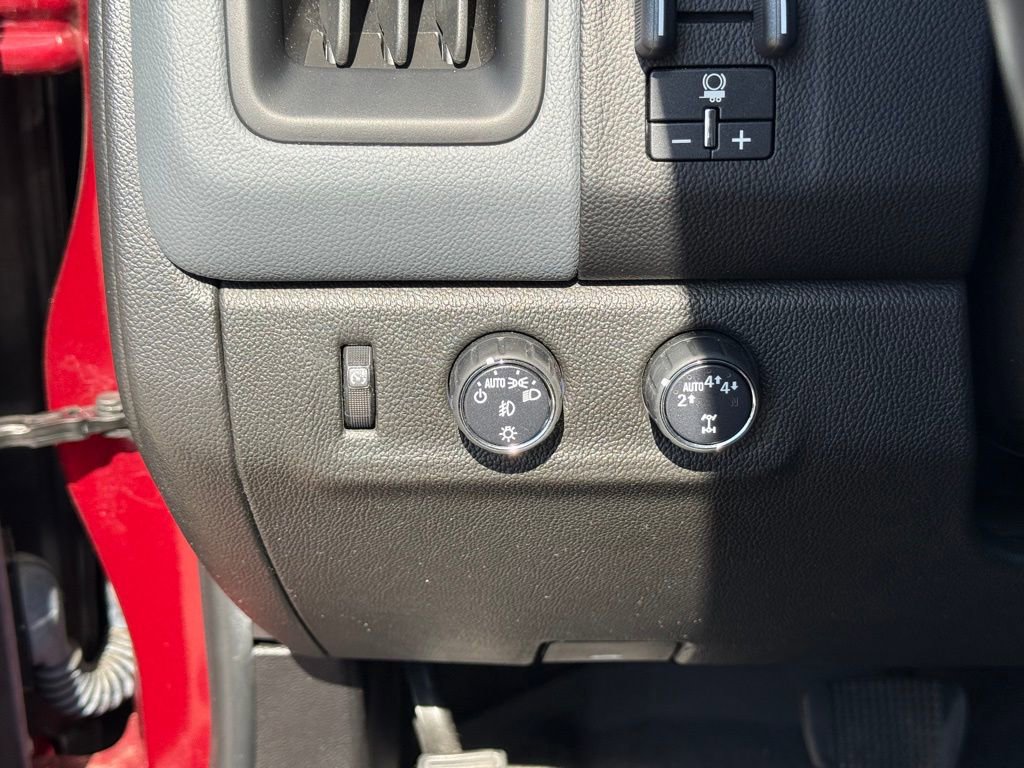 Used 2017 Chevrolet Colorado Z71 image 19