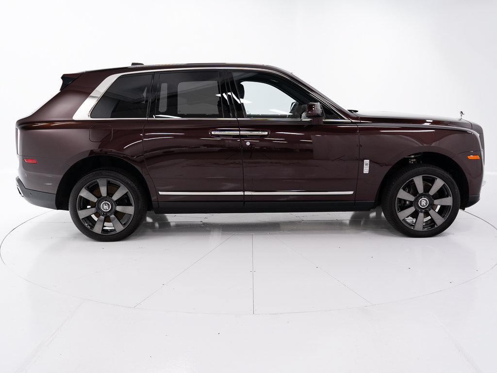 Certified 2023 Rolls-Royce Cullinan AWD/4WD image 6
