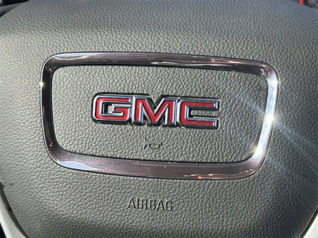 Used 2022 GMC Acadia SLT w/ Elevation Edition image 42