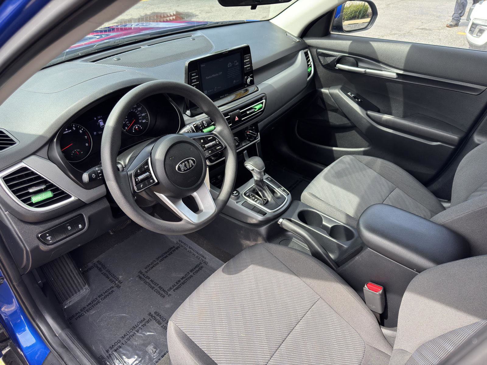 Used 2021 Kia Seltos LX image 19