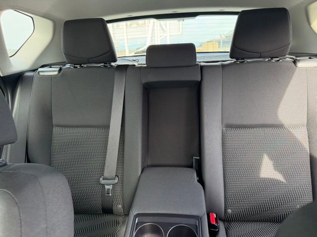 Used 2018 Toyota Corolla iM image 12