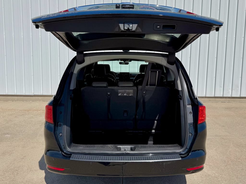 Used 2018 Honda Odyssey Touring image 16