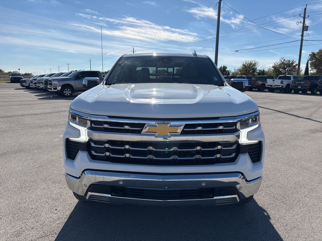 Used 2022 Chevrolet Silverado 1500 LTZ image 10