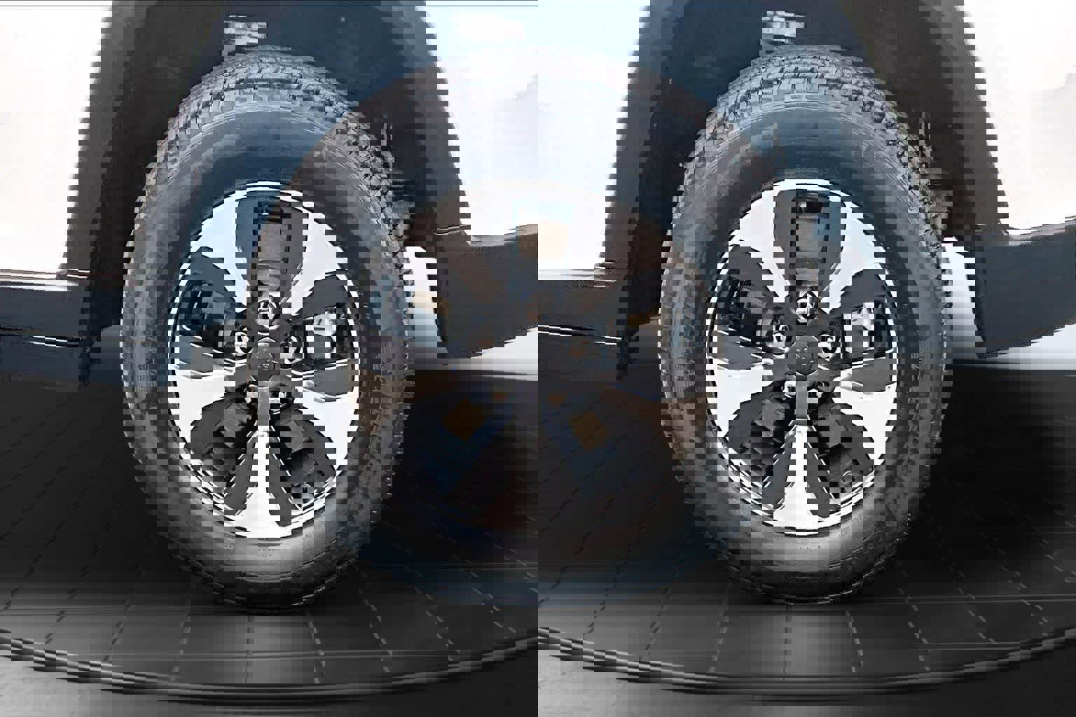 Used 2023 Jeep Grand Cherokee 4WD 4xe w/ Luxury Tech Group II image 36