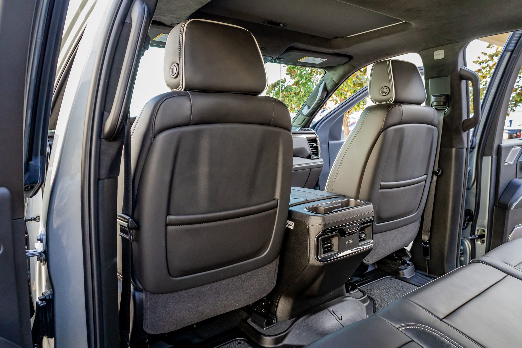 Used 2025 GMC Sierra 2500 AT4X w/ Snow Plow Prep/Camper Package image 34