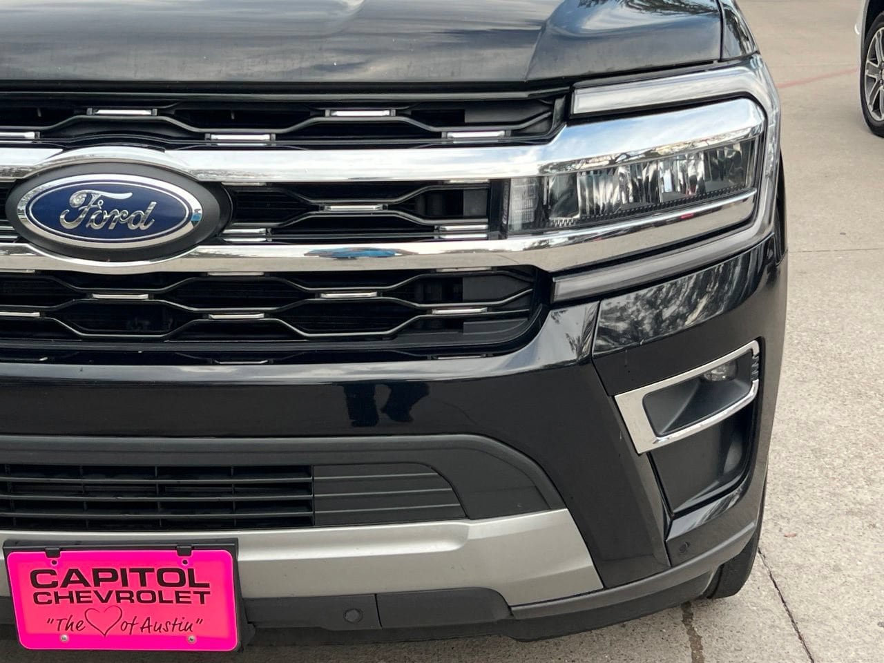 Used 2024 Ford Expedition Max Limited AWD/4WD image 10