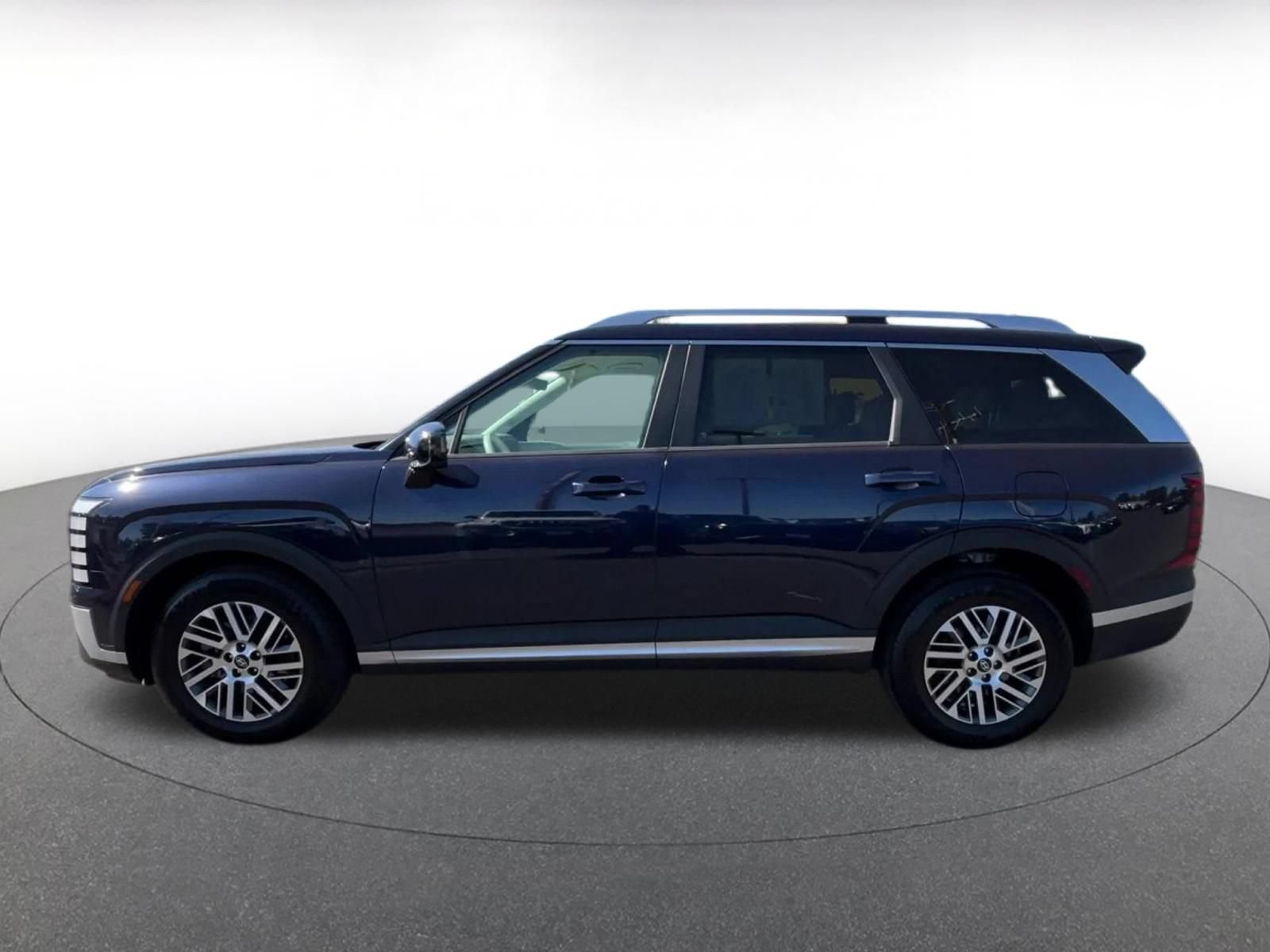 Used 2026 Hyundai Palisade SEL FWD image 8