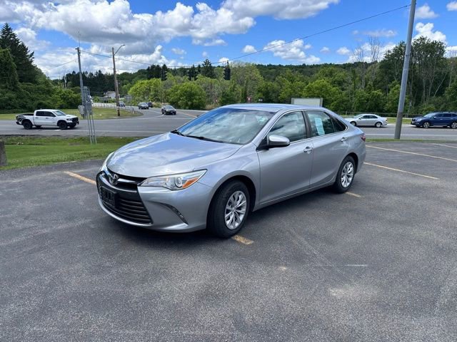 Used 2017 Toyota Camry LE FWD image 7