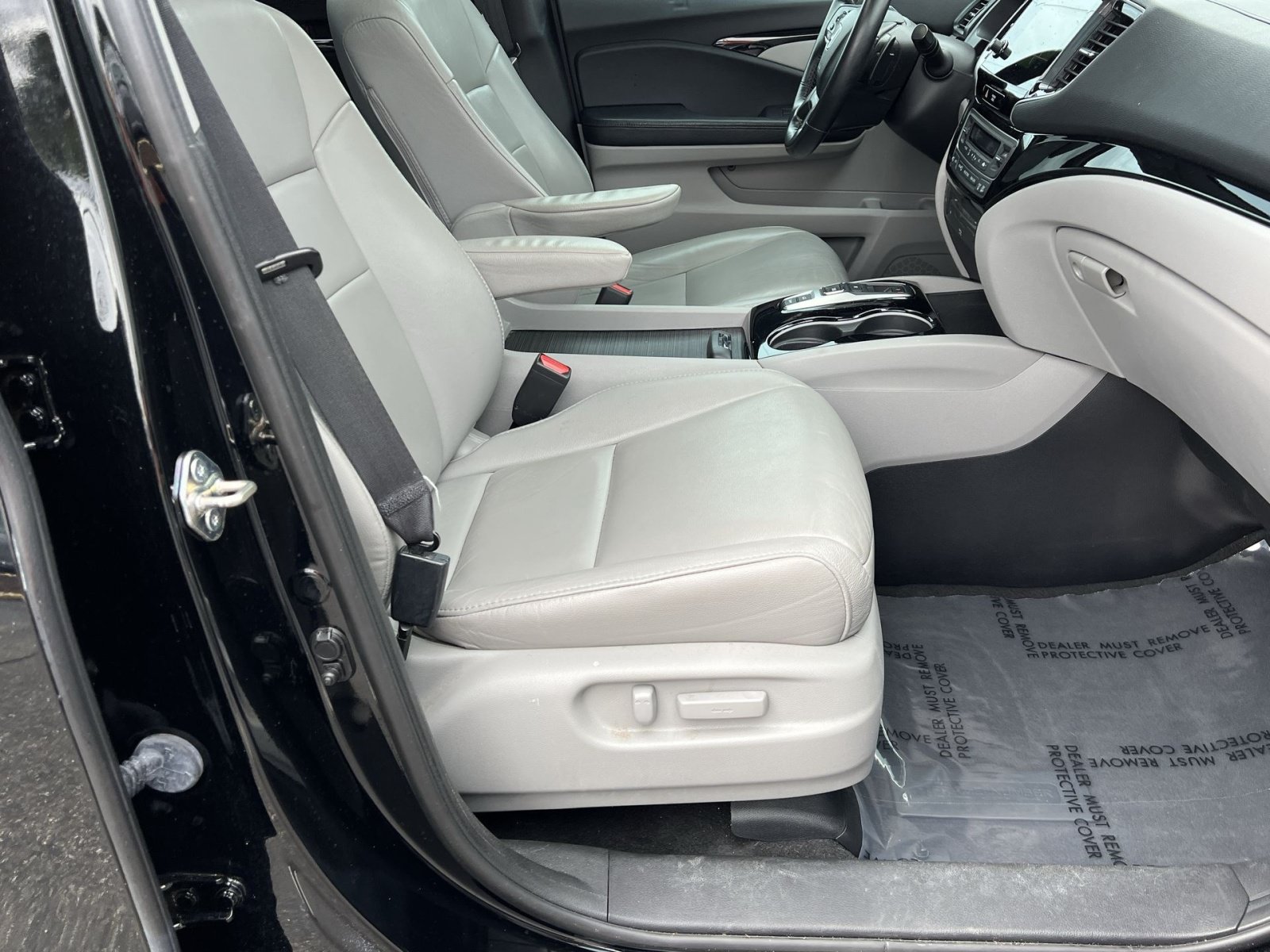 Used 2019 Honda Pilot Touring image 30