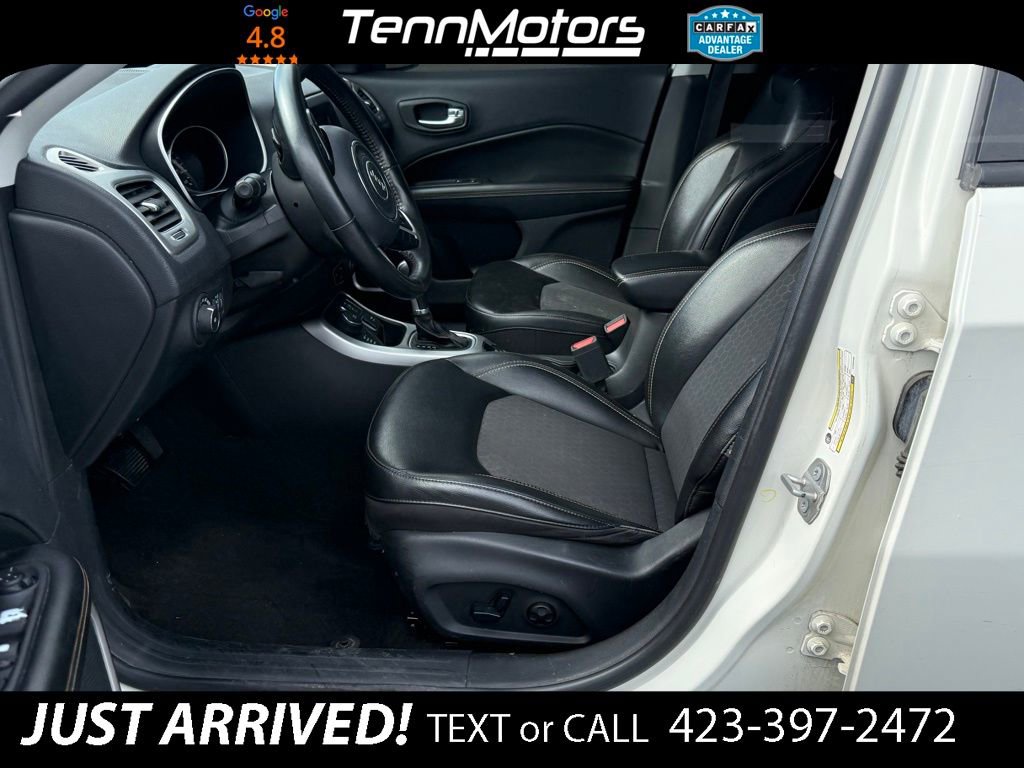 Used 2019 Jeep Compass Latitude w/ Popular Equipment Group AWD/4WD image 10