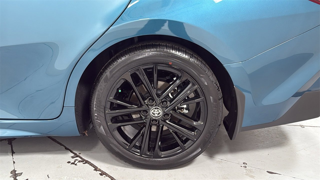 Certified 2025 Toyota Camry SE image 23