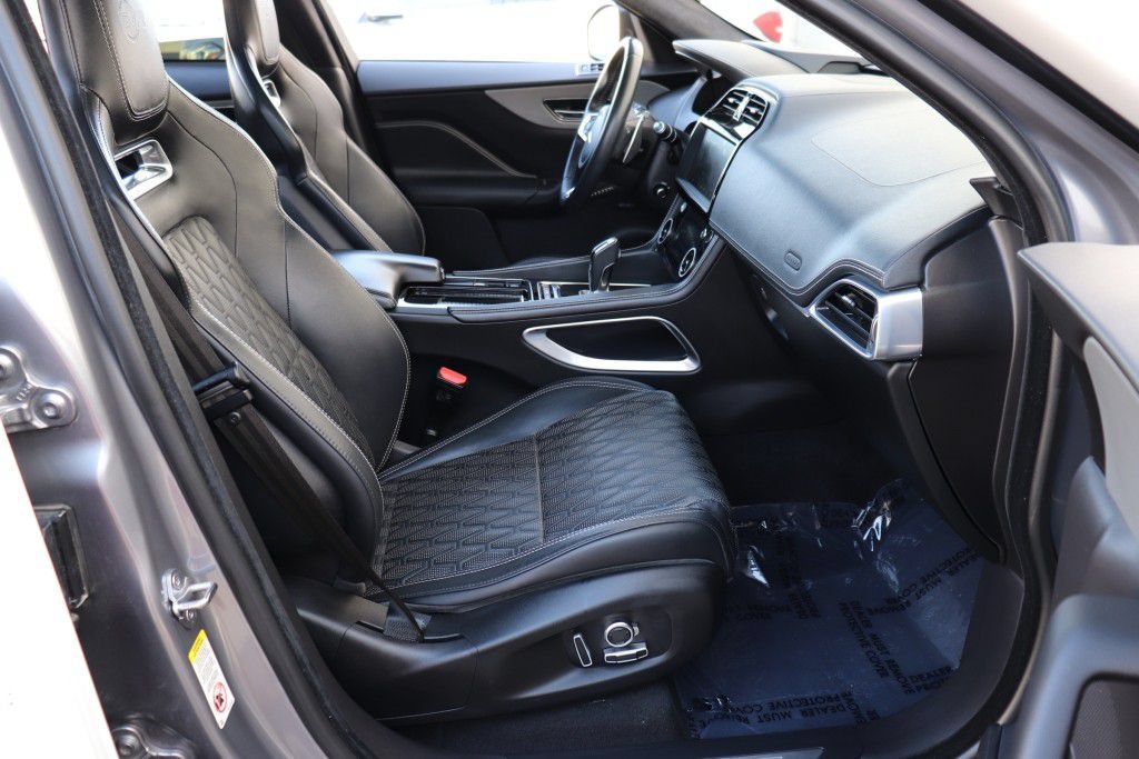 Used 2020 Jaguar F-PACE SVR AWD/4WD image 34