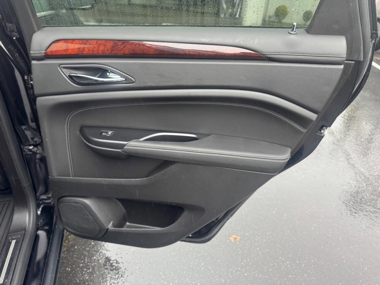 Used 2016 Cadillac SRX Premium w/ Driver Assist Package image 16