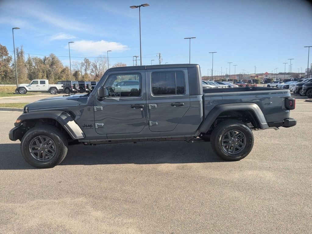 New 2026 Jeep Gladiator Sport AWD/4WD video 2