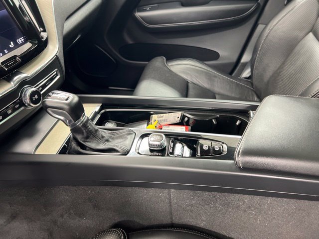 Used 2021 Volvo XC60 T5 Inscription AWD/4WD image 15