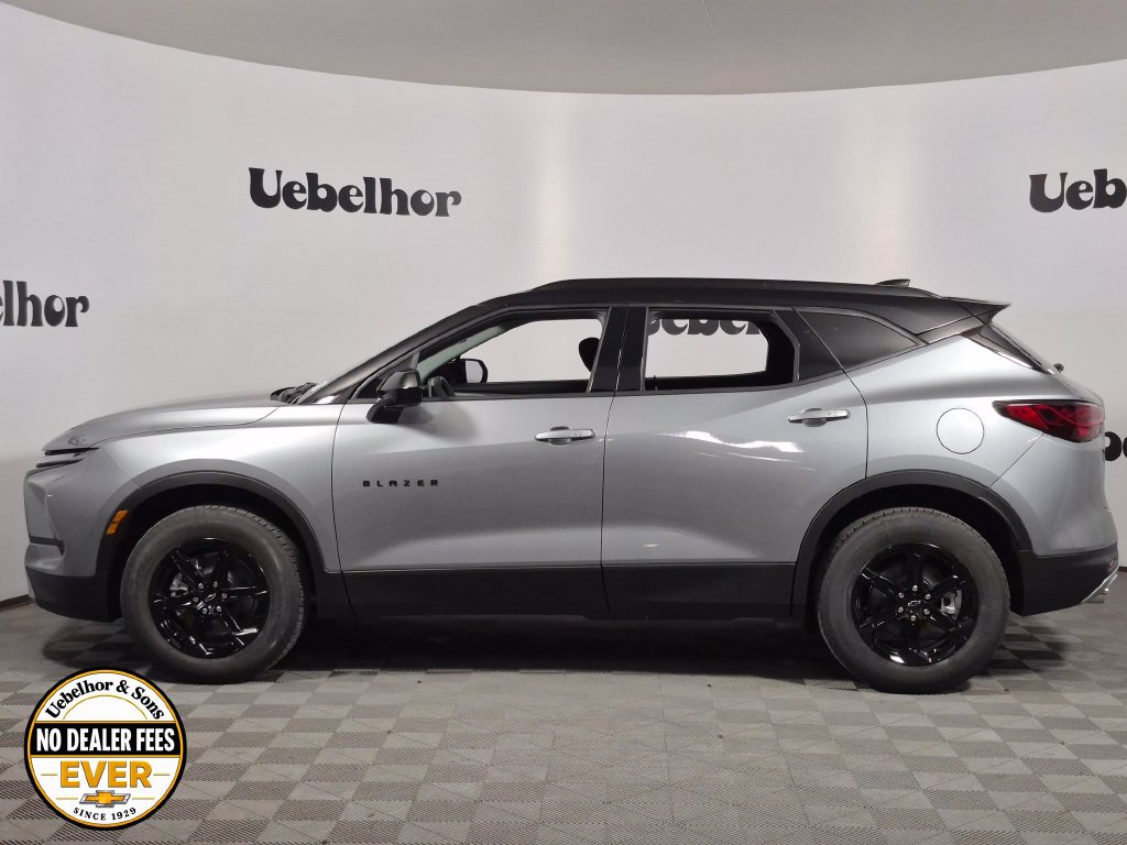 New 2026 Chevrolet Blazer LT w/ Convenience Package FWD image 4