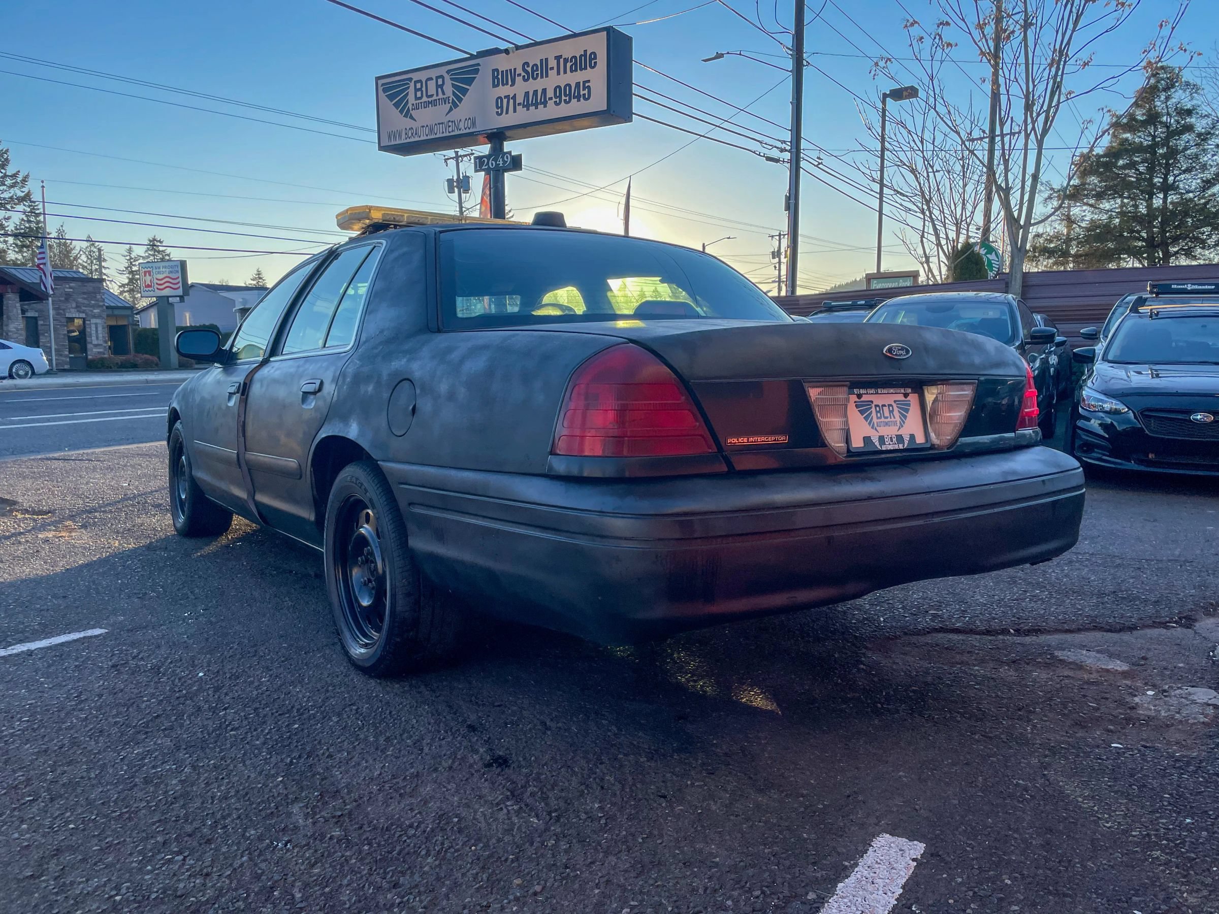 Used 2008 Ford Crown Victoria Police Interceptor RWD image 2